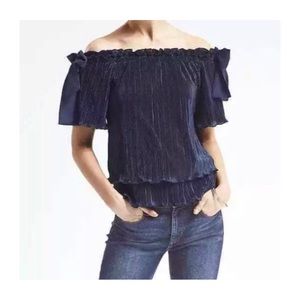 Banana Republic	Off-Shoulder Mini-Pleat Top 
Navy